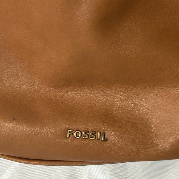 Vintage Brown Hobo Bag by Fossil - Picture 4 of 15